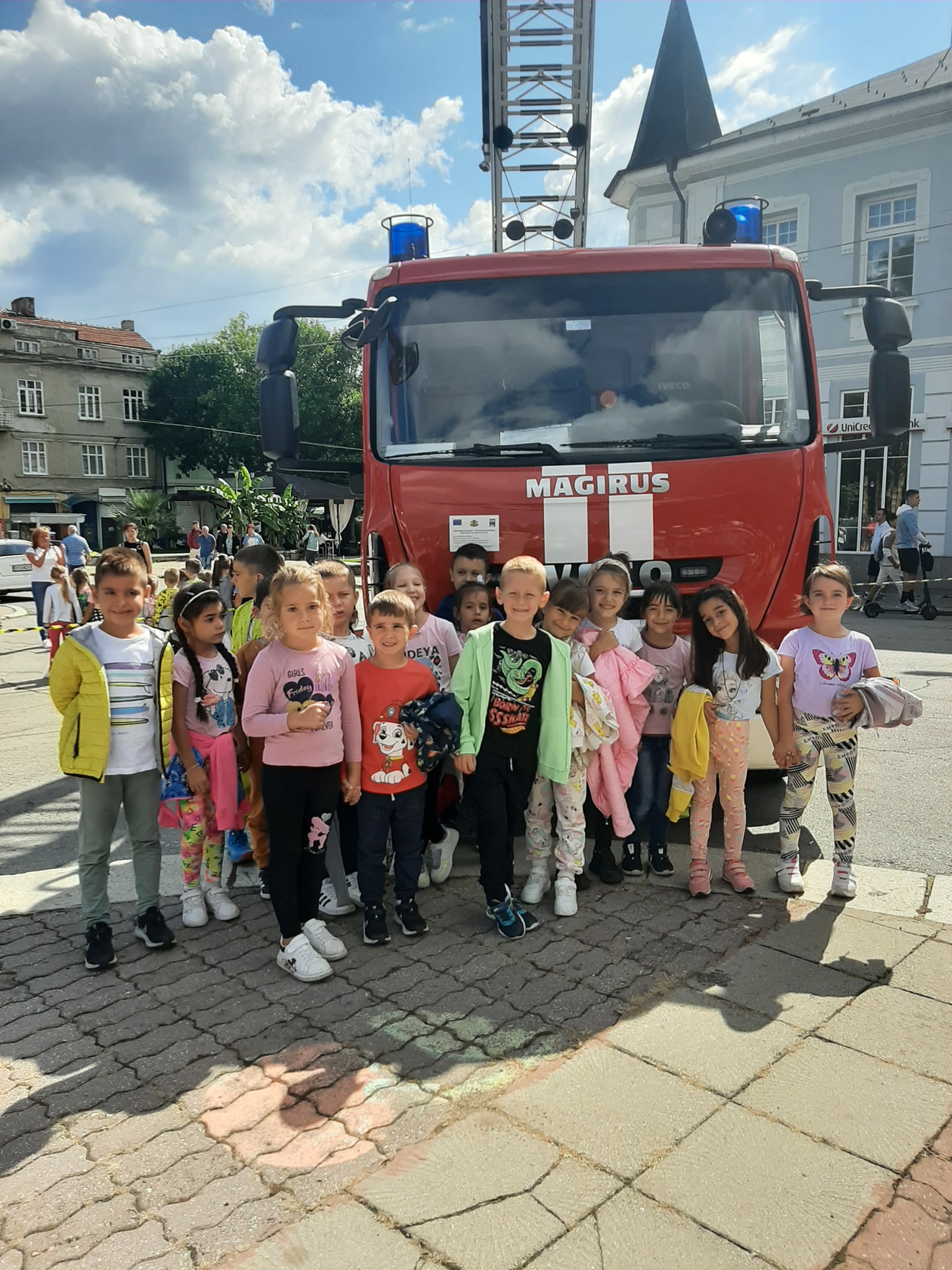 Read more about the article Група „Елхичка“ на парад на пожарната безопасност